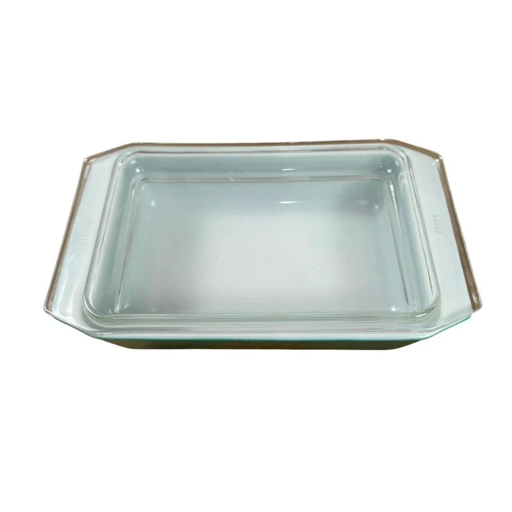 Pyrex 575-B Green Wheat Hospitality Promotional Space Saver 2 QT Casserole Lid